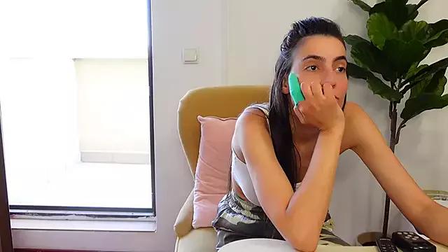NinaCrystal1 from StripChat is Freechat