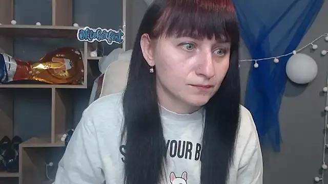 Girls and cam to cam: Watch as these sophisticated entertainers uncover their stunning costumes and curvaceous curves online!