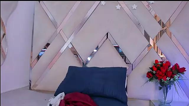 Girls and cam to cam: Watch as these sophisticated entertainers uncover their stunning costumes and curvaceous curves online!