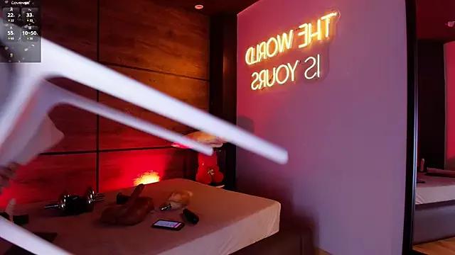 Girls and cam to cam: Watch as these sophisticated entertainers uncover their stunning costumes and curvaceous curves online!