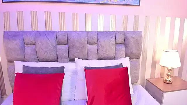 Girls and cam to cam: Watch as these sophisticated entertainers uncover their stunning costumes and curvaceous curves online!