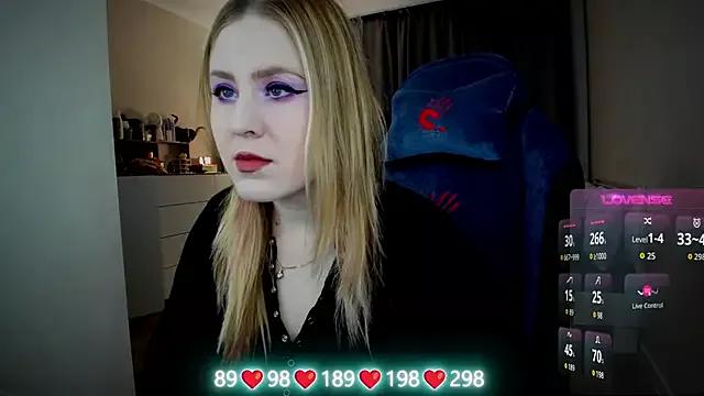 Girls and cam to cam: Watch as these sophisticated entertainers uncover their stunning costumes and curvaceous curves online!