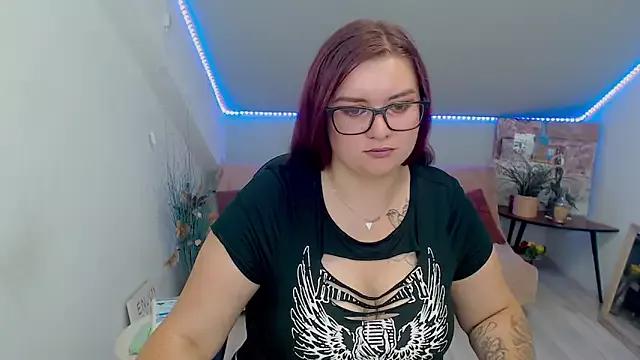 OliviaMyllers from StripChat is Freechat