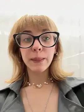 OnlyApril from StripChat is Freechat