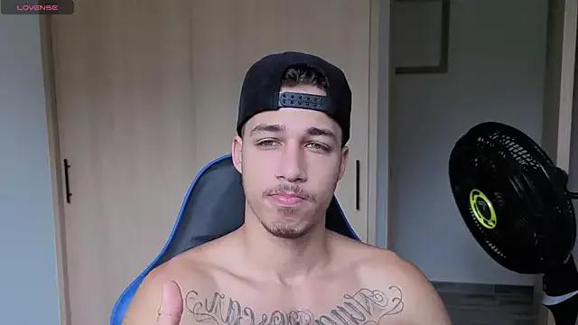 orionblaze69_ from StripChat is Freechat