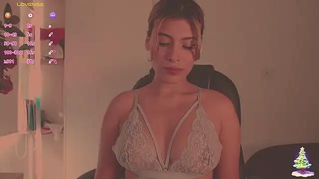 Girls and cam to cam: Watch as these sophisticated entertainers uncover their stunning costumes and curvaceous curves online!