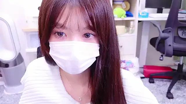oxo_yuna_oxo from StripChat