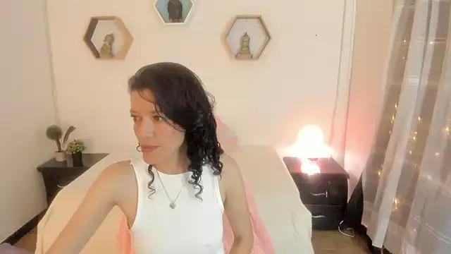 Paloma_victory from StripChat is Freechat