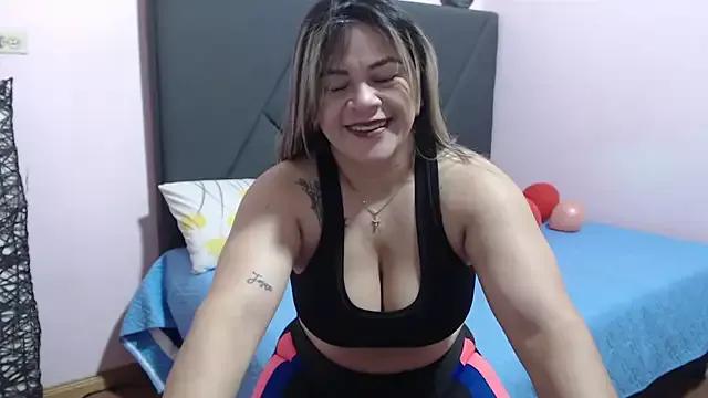 Girls and cam to cam: Watch as these sophisticated entertainers uncover their stunning costumes and curvaceous curves online!