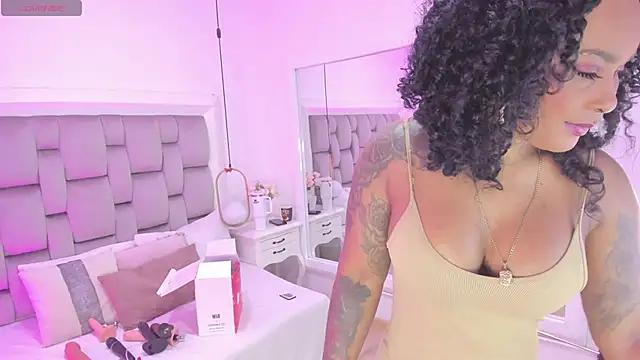 Girls and cam to cam: Watch as these sophisticated entertainers uncover their stunning costumes and curvaceous curves online!