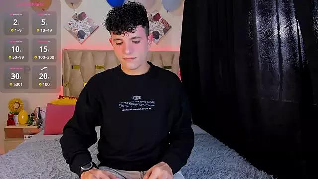 patrick_sanzz from StripChat is Freechat
