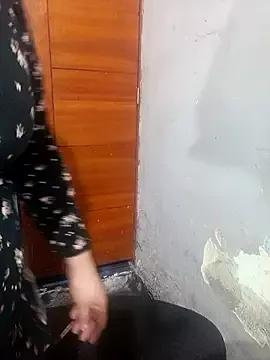 Paula_44 from StripChat is Freechat