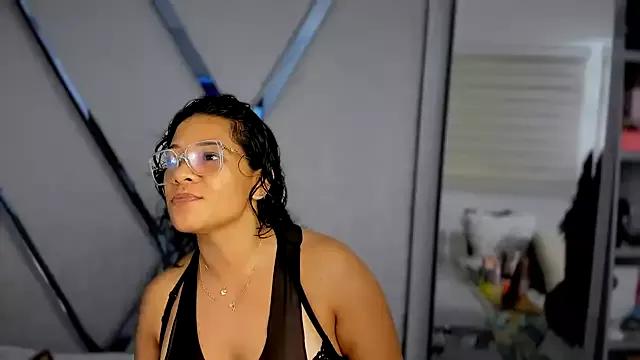 Girls and cam to cam: Watch as these sophisticated entertainers uncover their stunning costumes and curvaceous curves online!