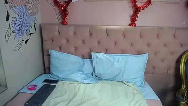 Girls and cam to cam: Watch as these sophisticated entertainers uncover their stunning costumes and curvaceous curves online!