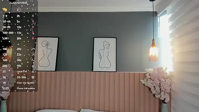 Girls and cam to cam: Watch as these sophisticated entertainers uncover their stunning costumes and curvaceous curves online!