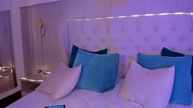 Girls and cam to cam: Watch as these sophisticated entertainers uncover their stunning costumes and curvaceous curves online!