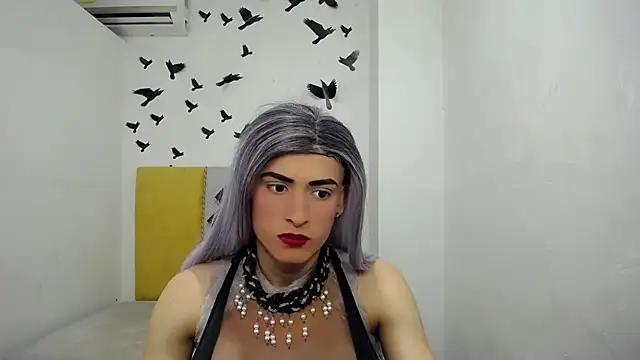 Girls and cam to cam: Watch as these sophisticated entertainers uncover their stunning costumes and curvaceous curves online!