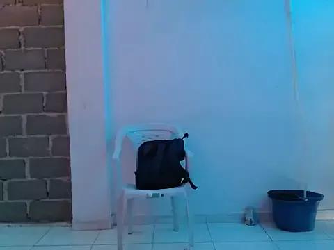 penelope_thomson from StripChat is Freechat