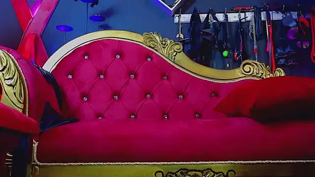 Girls and cam to cam: Watch as these sophisticated entertainers uncover their stunning costumes and curvaceous curves online!