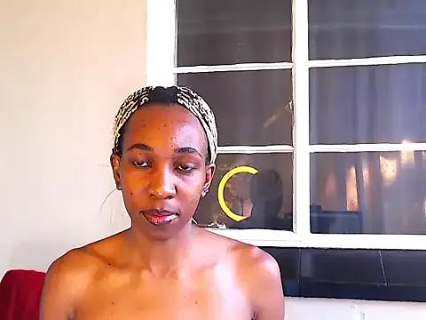 PetiteEbonyBabe from StripChat is Freechat