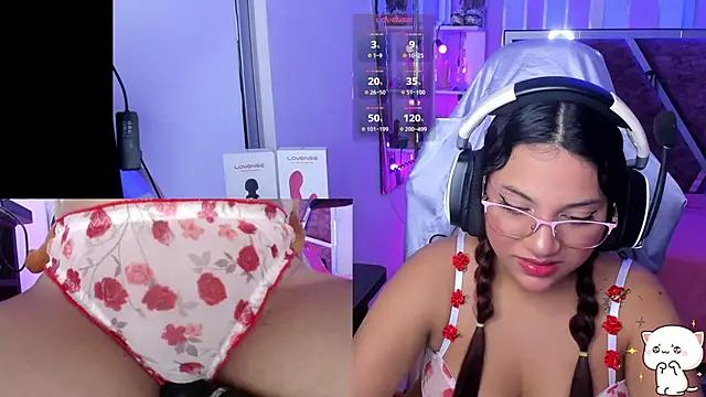 Girls and cam to cam: Watch as these sophisticated entertainers uncover their stunning costumes and curvaceous curves online!
