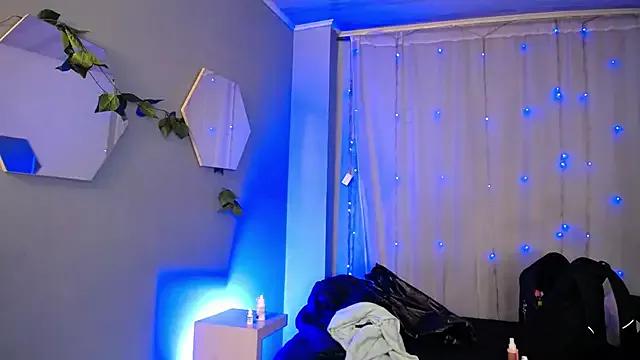 Girls and cam to cam: Watch as these sophisticated entertainers uncover their stunning costumes and curvaceous curves online!