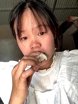 Phonchan from StripChat is Freechat