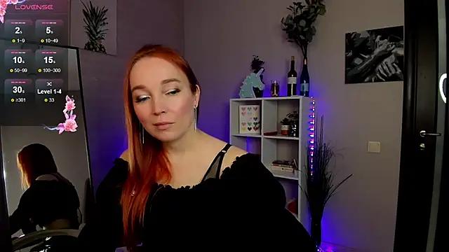 Girls and cam to cam: Watch as these sophisticated entertainers uncover their stunning costumes and curvaceous curves online!