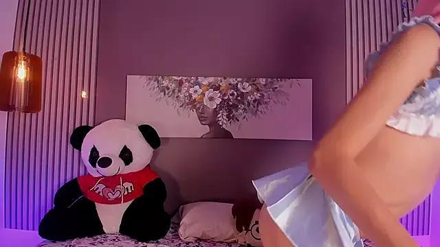 pinky_peach from StripChat is Freechat