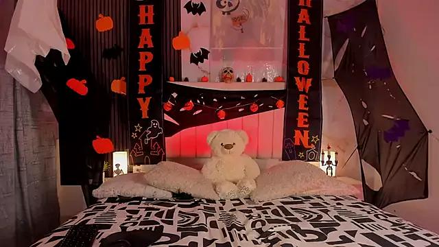 Girls and cam to cam: Watch as these sophisticated entertainers uncover their stunning costumes and curvaceous curves online!