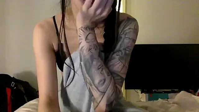 Girls and cam to cam: Watch as these sophisticated entertainers uncover their stunning costumes and curvaceous curves online!