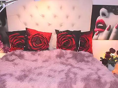 Girls and cam to cam: Watch as these sophisticated entertainers uncover their stunning costumes and curvaceous curves online!