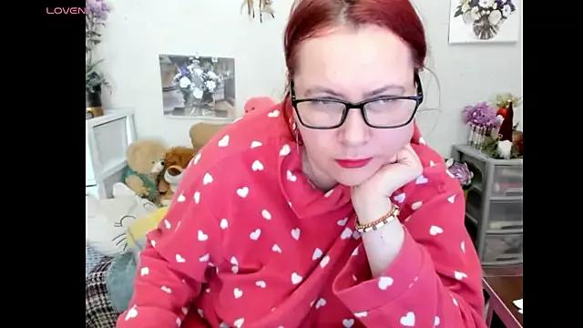 Girls and cam to cam: Watch as these sophisticated entertainers uncover their stunning costumes and curvaceous curves online!