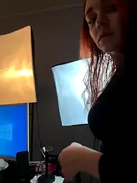 Girls and cam to cam: Watch as these sophisticated entertainers uncover their stunning costumes and curvaceous curves online!