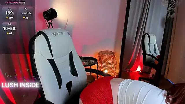 Girls and cam to cam: Watch as these sophisticated entertainers uncover their stunning costumes and curvaceous curves online!