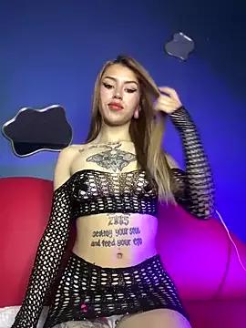 PrettyAshley_ from StripChat is Freechat