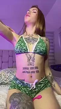 PrettyAshley_ from StripChat is Freechat