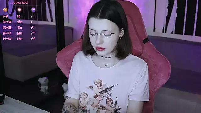 prettybones from StripChat is Freechat