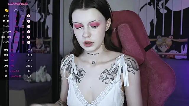 Girls and cam to cam: Watch as these sophisticated entertainers uncover their stunning costumes and curvaceous curves online!
