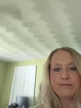 prettyfacepetite from StripChat is Freechat