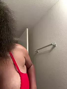 Photos of prettygirlxo from StripChat is Freechat