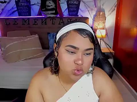 Girls and cam to cam: Watch as these sophisticated entertainers uncover their stunning costumes and curvaceous curves online!