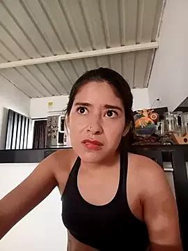 Pussybela from StripChat is Freechat