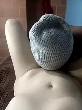 queemking from StripChat is Freechat
