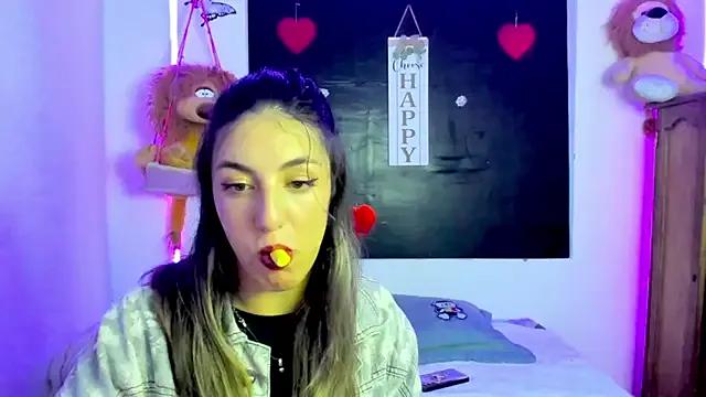 queen-natty from StripChat