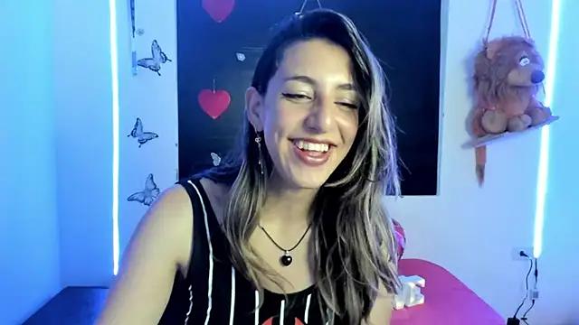 queen-natty from StripChat