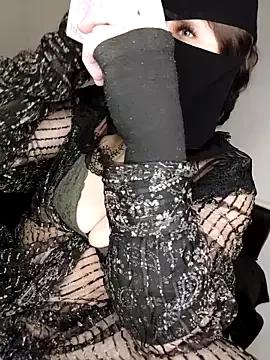 Queen_Amina from StripChat is Freechat