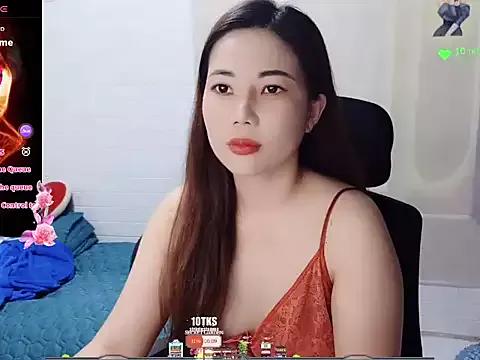 Queendy69xx from StripChat is Freechat