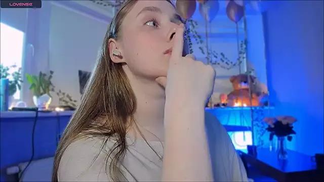 Rachel_Ro from StripChat is Freechat