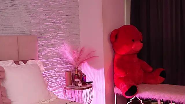 Girls and cam to cam: Watch as these sophisticated entertainers uncover their stunning costumes and curvaceous curves online!
